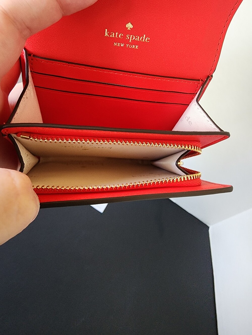 ✨️NWT✨️ Kate Spade Small L-Zip Bridget Patent Leather Wallet, 2025, $189 MSRP - Picture 7 of 7